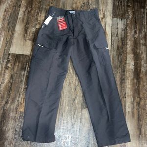 NWT Men’s cargo quick dry wrangler 34x32